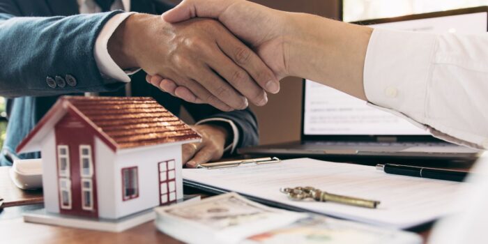 Navigating The Sales Contract: How A Real Estate Lawyer Can Help